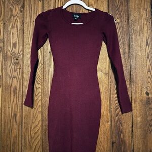 Ribbed Long-Sleeve Bodycon Dress in Burgundy